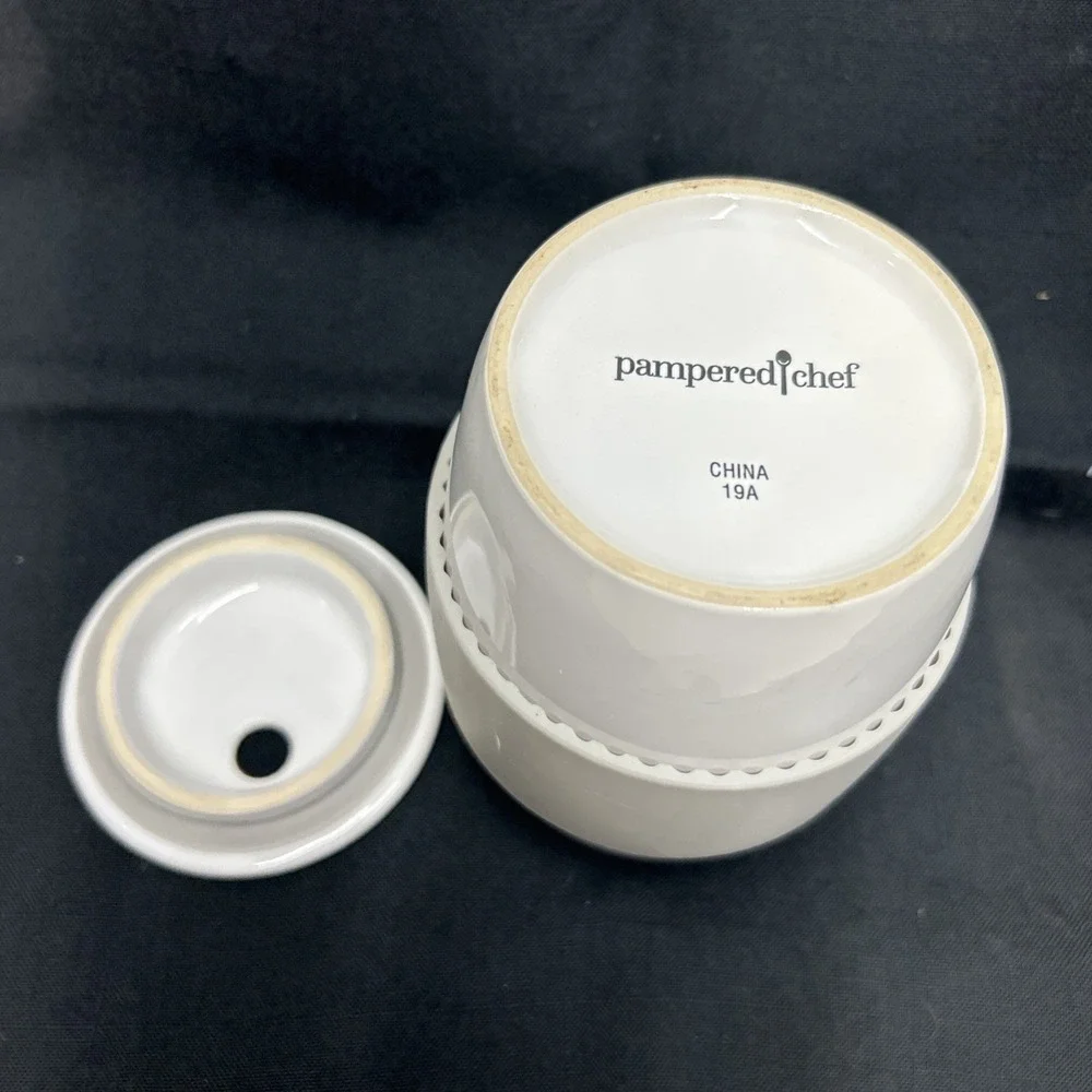 Pampered Chef White Ceramic Egg Cooker Cup Lid with Gray Silicone Sleeve #1529